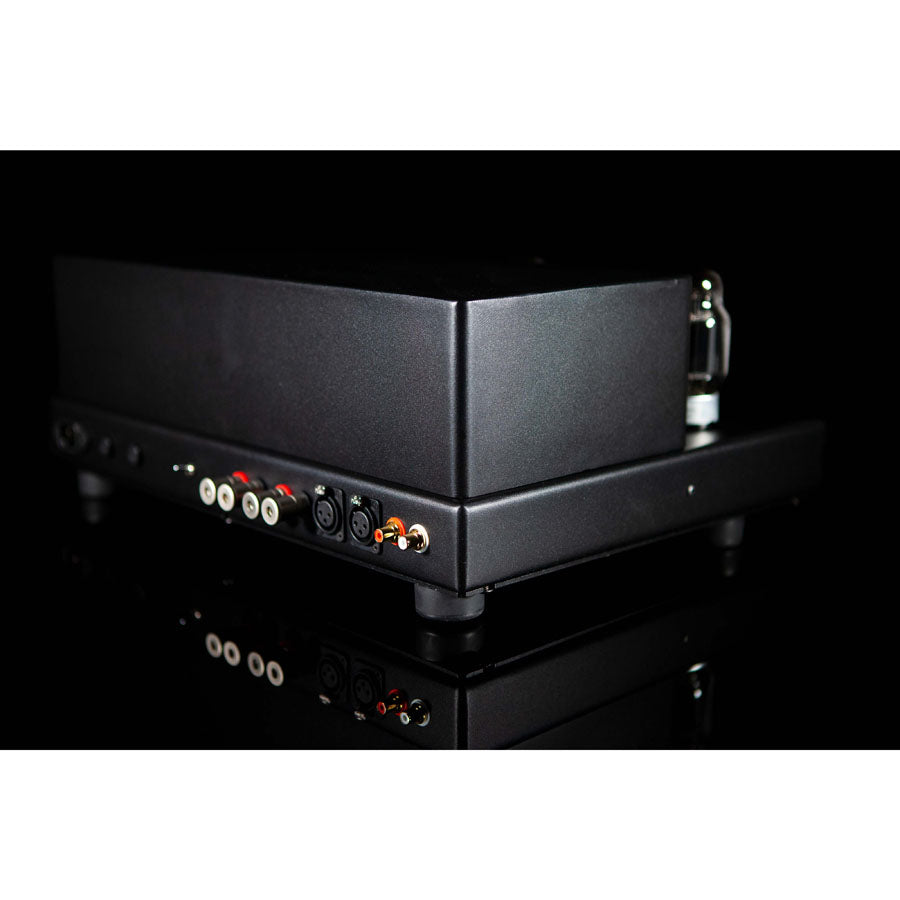 Nautilus Headphone and Stereo Tube Amp
